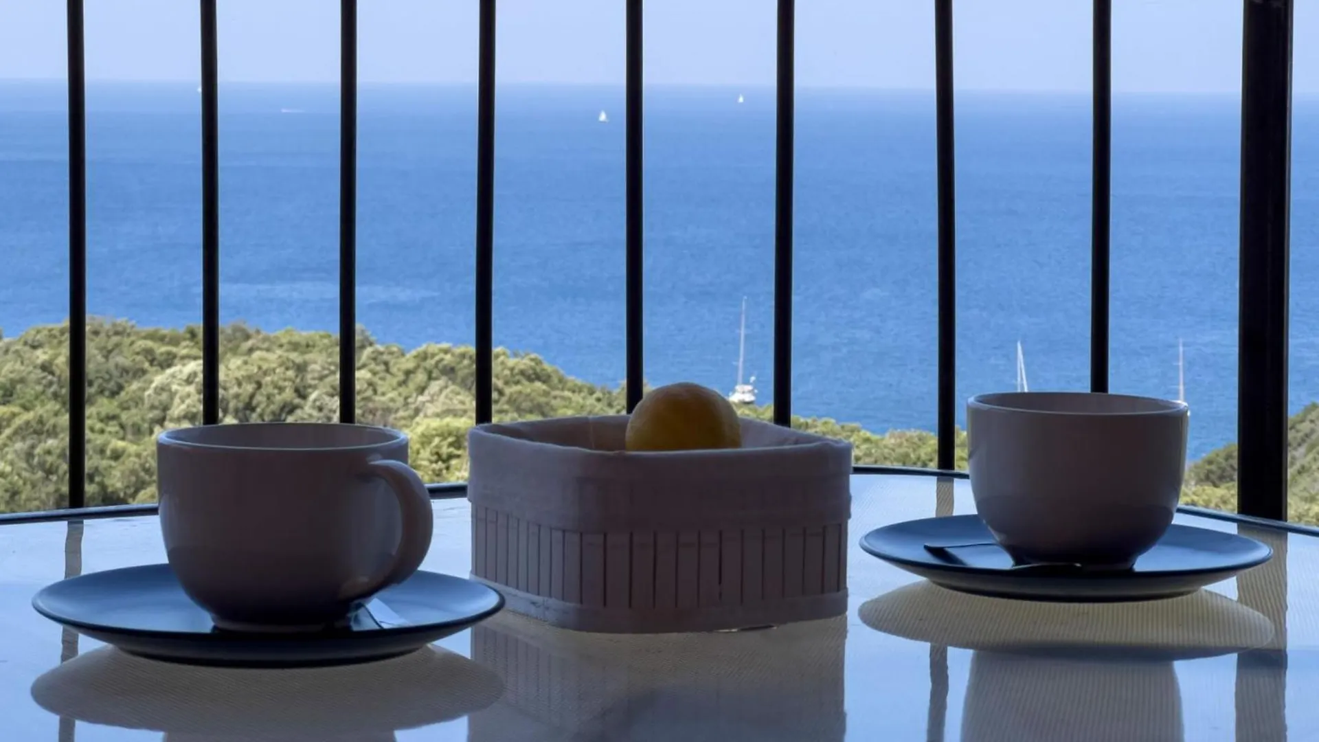 Agriturismo Amandolo Cavo Farm stay
