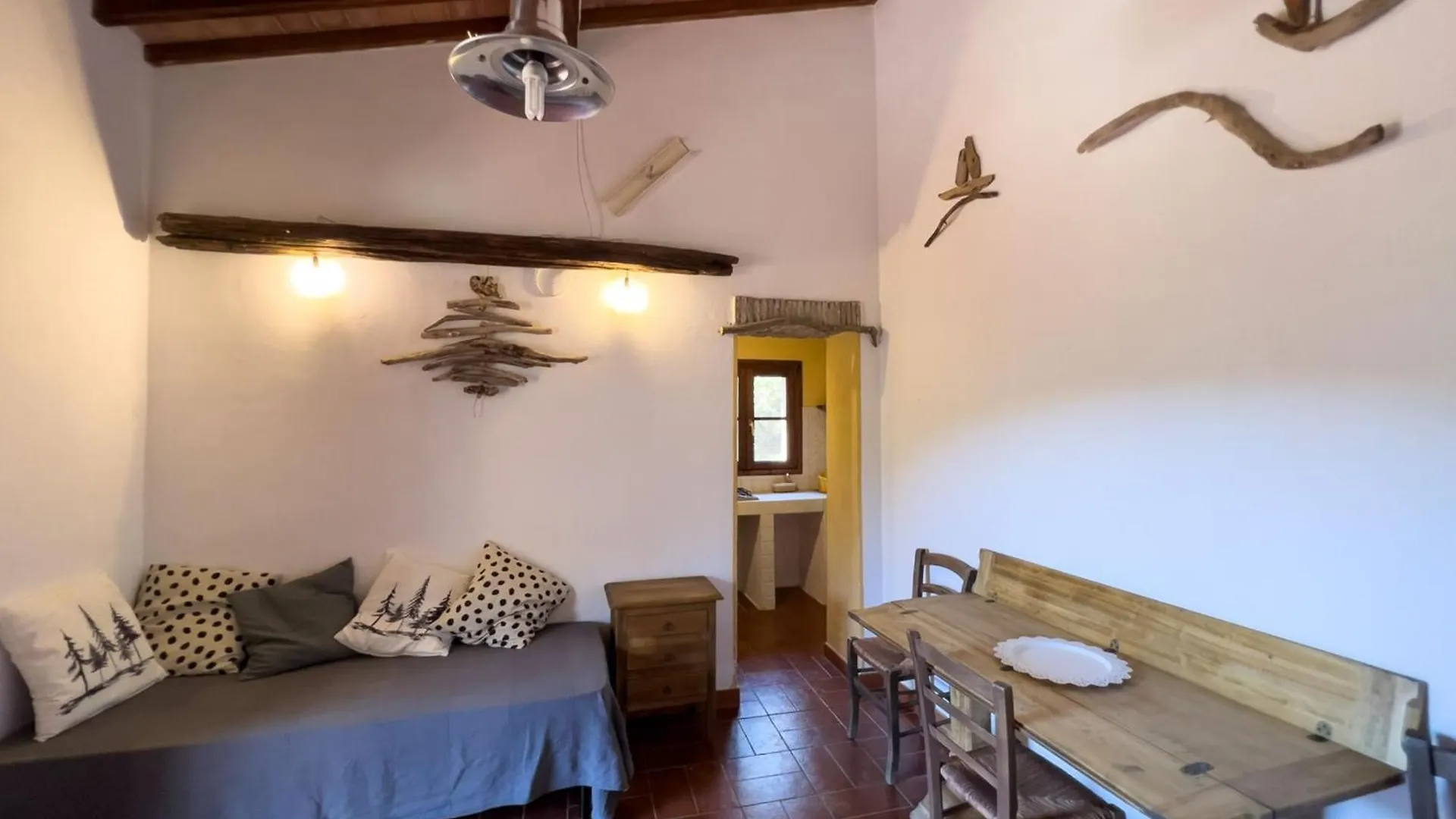 Agriturismo Amandolo Cavo