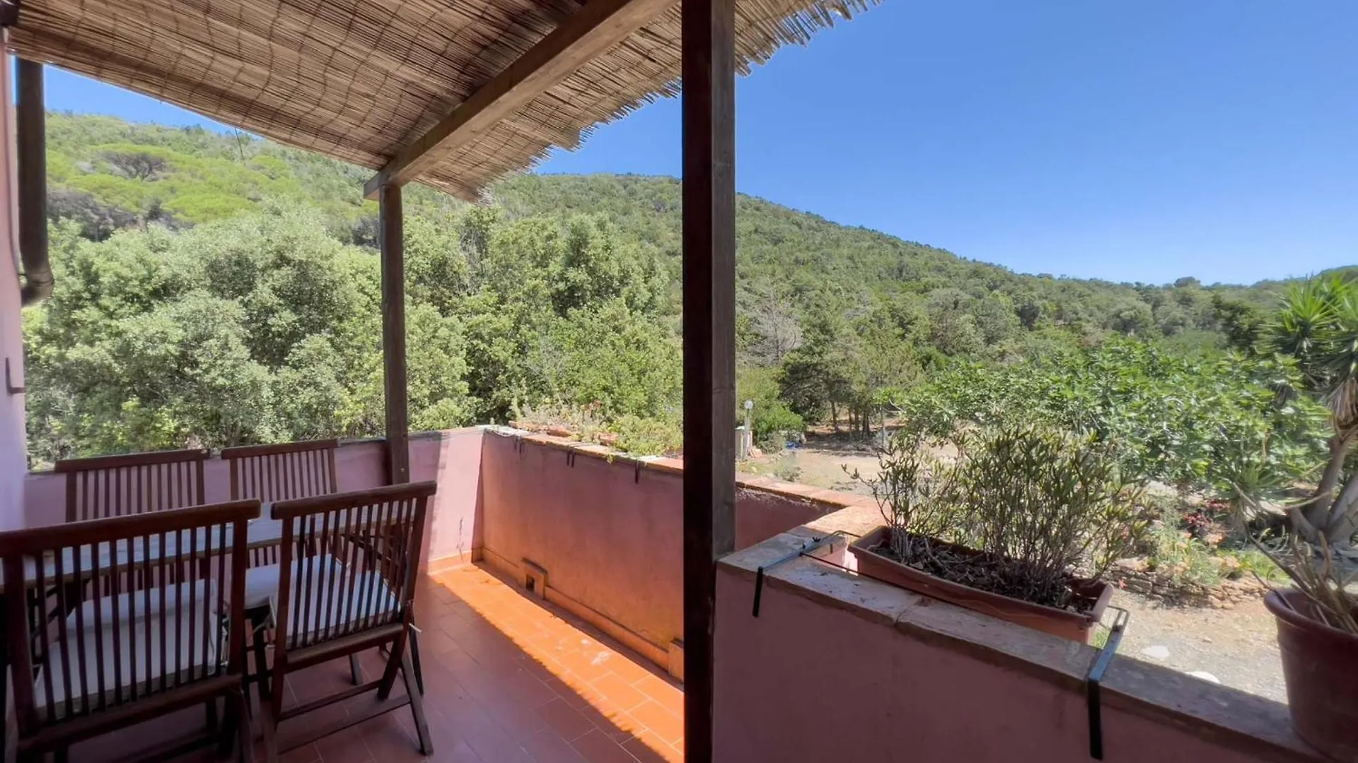 Agriturismo Amandolo Cavo Farm stay