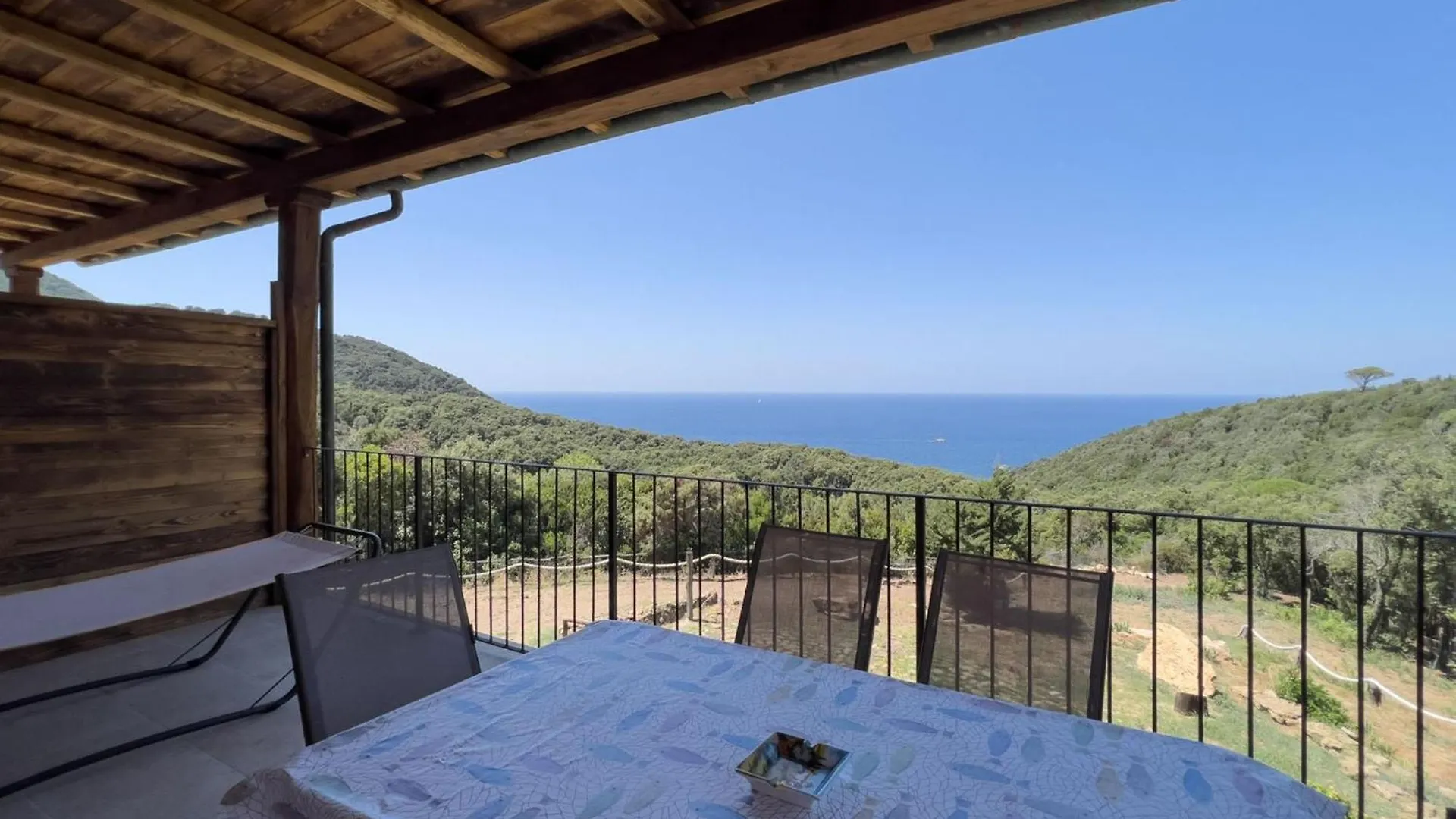 Agriturismo Amandolo Cavo Gospodarstwo agroturystyczne